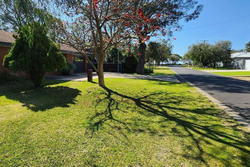 Abbey Beach Cottage Busselton Bagian luar foto