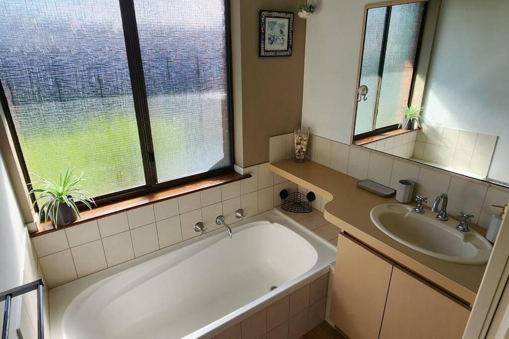 Abbey Beach Cottage Busselton Bagian luar foto