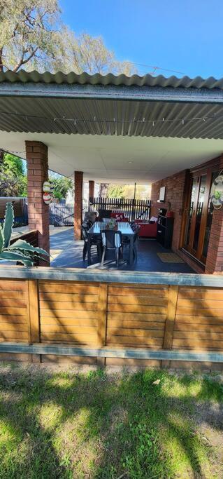 Abbey Beach Cottage Busselton Bagian luar foto